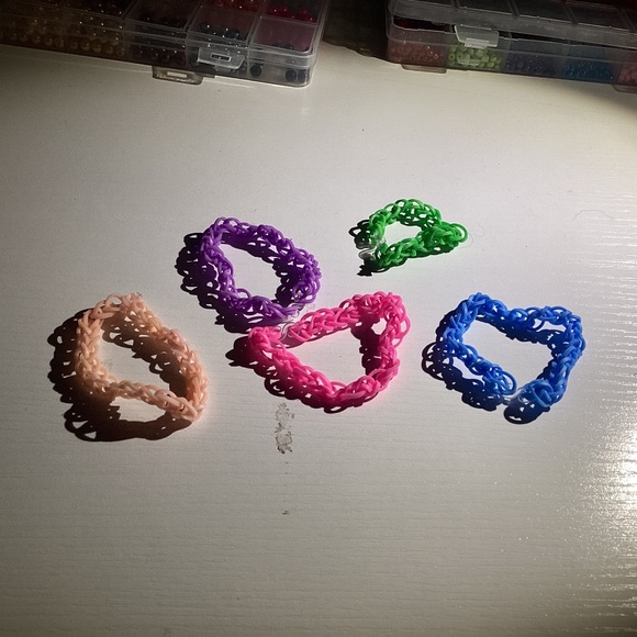 Pink, Purple, Blue, Green, and Nude colored bracelets ( 5 ) - Picture 1 of 1
